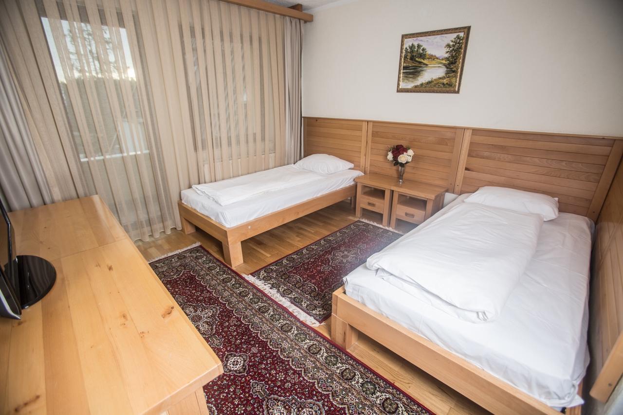 Hotel Borici Сьєниця Екстер'єр фото